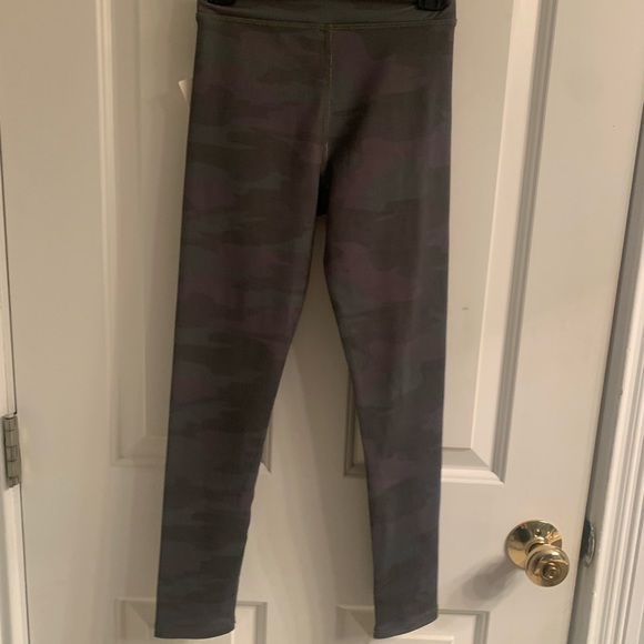 NWT-GB Girls Camouflage Leggings - Picture 6 of 10